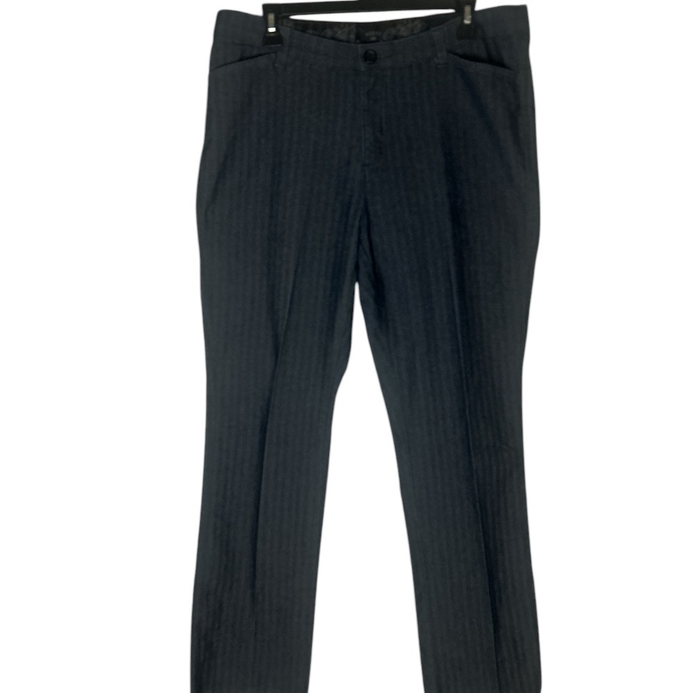 Lee dark blue jeans with pinstripes size 14